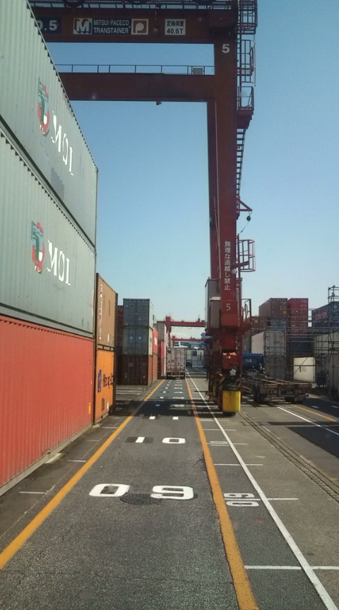 F1005849